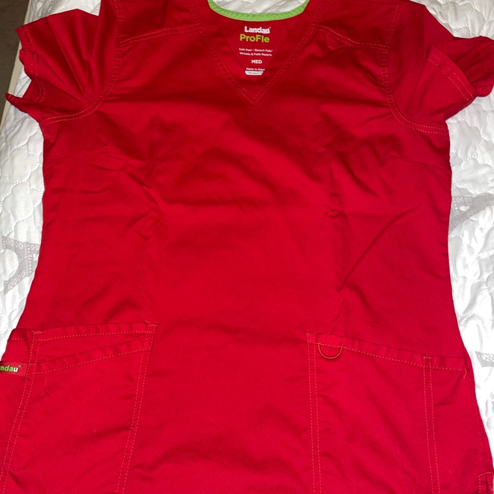 scrub set